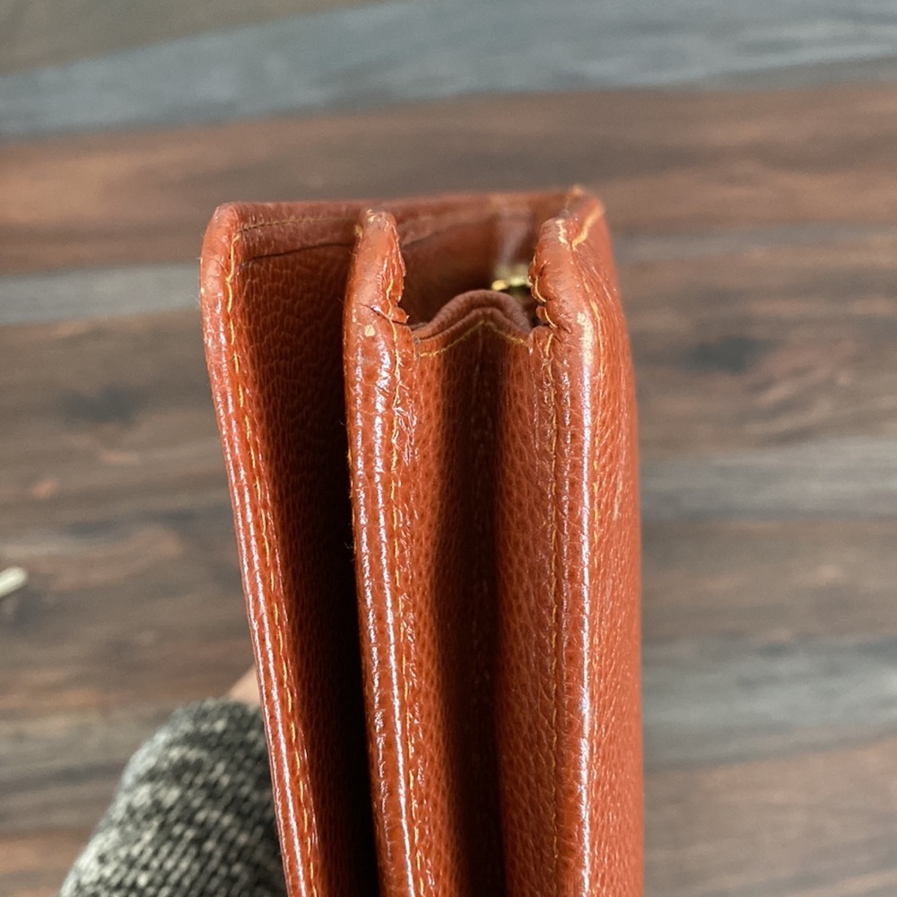 Mika Schon leather bag - Upcycled - Picture 8 of 9